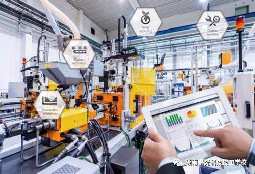 湖南曙光科技技工學(xué)校電子技術(shù)應(yīng)用專業(yè)招生及計(jì)算機(jī)技術(shù)開發(fā)領(lǐng)域前景展望